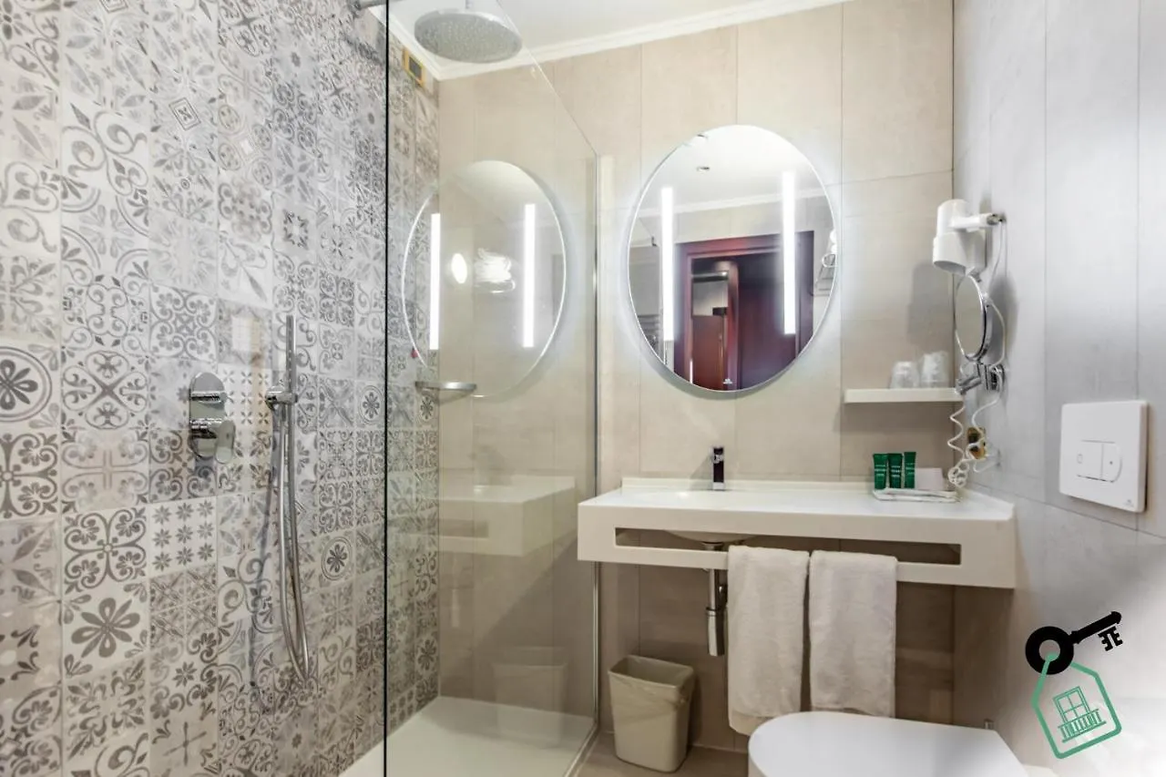 Hotel Rooms Milano 米兰