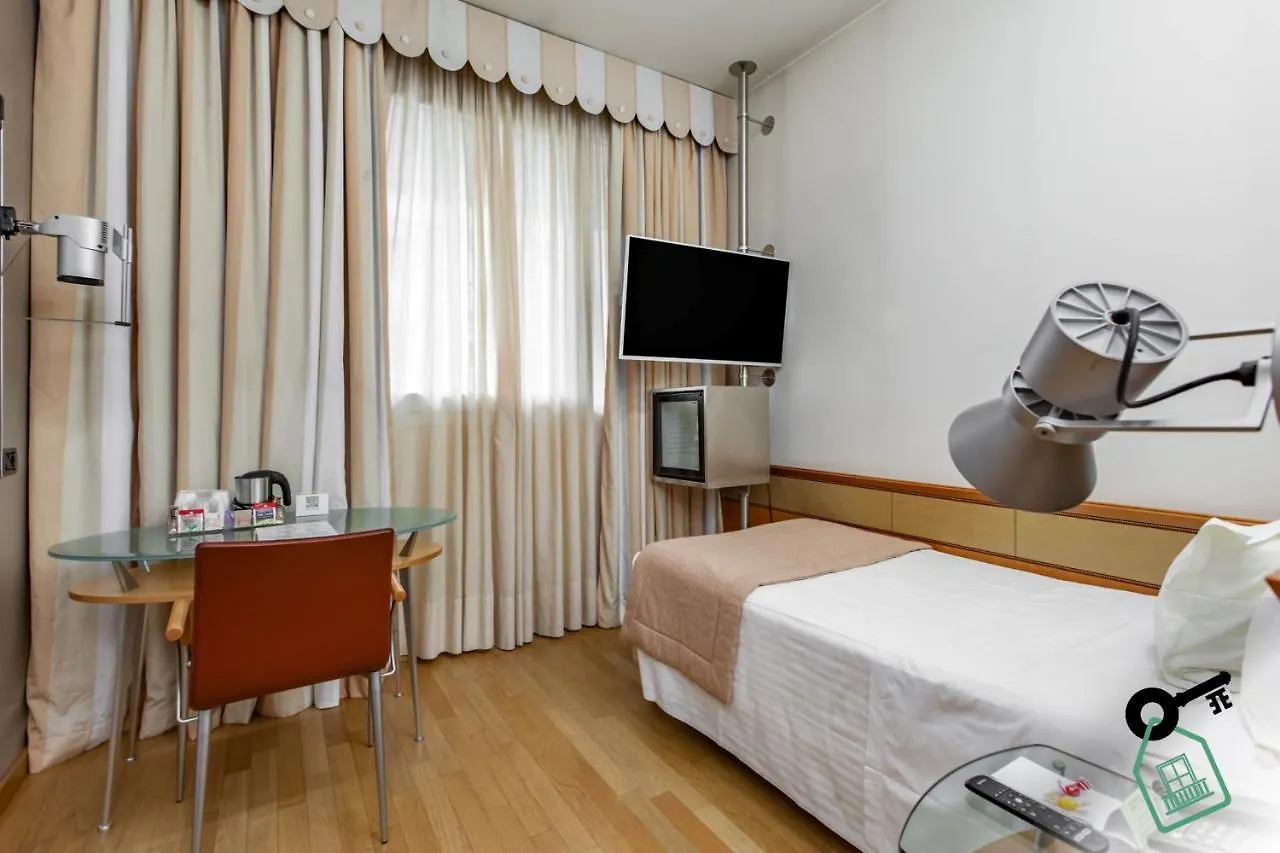 Apartment Hotel Rooms Milano