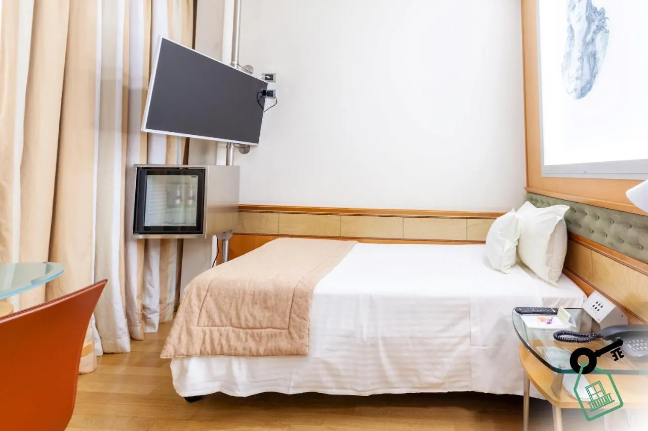 Apartment Hotel Rooms Milano Italy